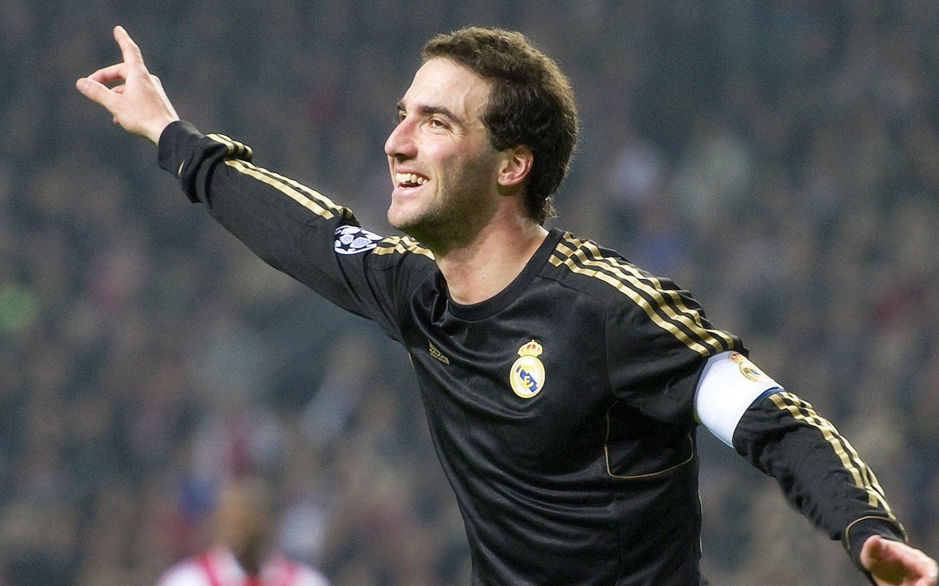 爱游戏体育-“百年赛道”——沃土之中的百年传承，百年赛道城观后感