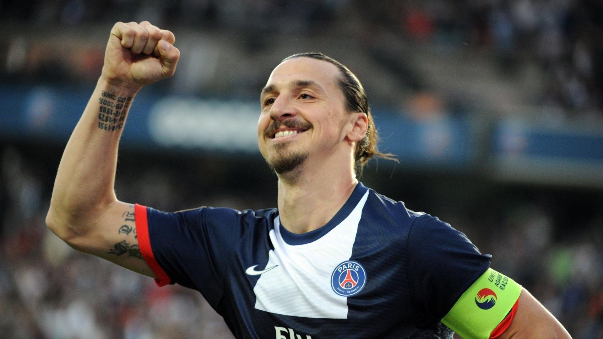 爱游戏体育-传奇宠儿:那些在欧冠舞台上留下浓墨重彩的球员,传奇欧洲杯